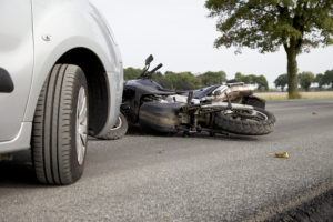 Una persona herida en accidente de motocicleta en la calle California