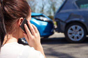 ACCIDENTE CON CARRO PRESTADO: ¿QUIÉN ASUME LA RESPONSABILIDAD?, Abogados de Accidentes Ahora