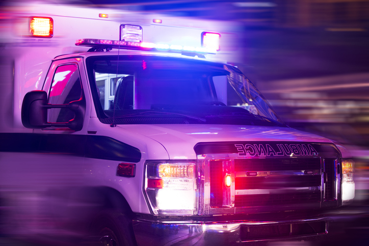Un adulto y tres niños heridos en accidente de minivan en la autopista 5 en Sylmar [Sylmar, CA]