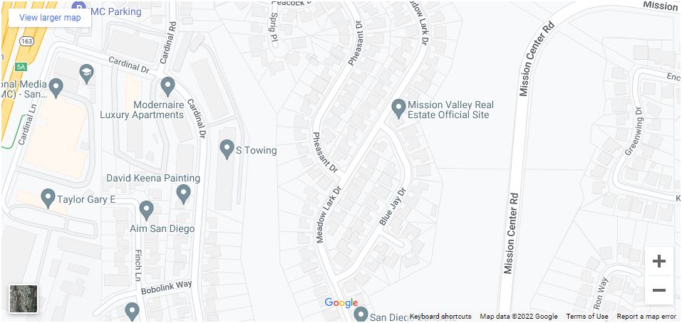 Casa dañada en choque en Blue Jay Drive y Meadow Lark Drive [San Diego, CA], Abogados de Accidentes Ahora