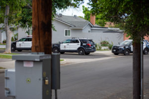 Mariah Rodriguez es arrestada tras conducir ebria y estrellarse contra una casa en la calle 9 Street en Merced, CA