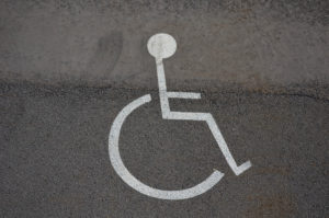 Peatón en silla de ruedas fue atropellado y hospitalizado por un accidente en Fruitridge Road en Sacramento, California